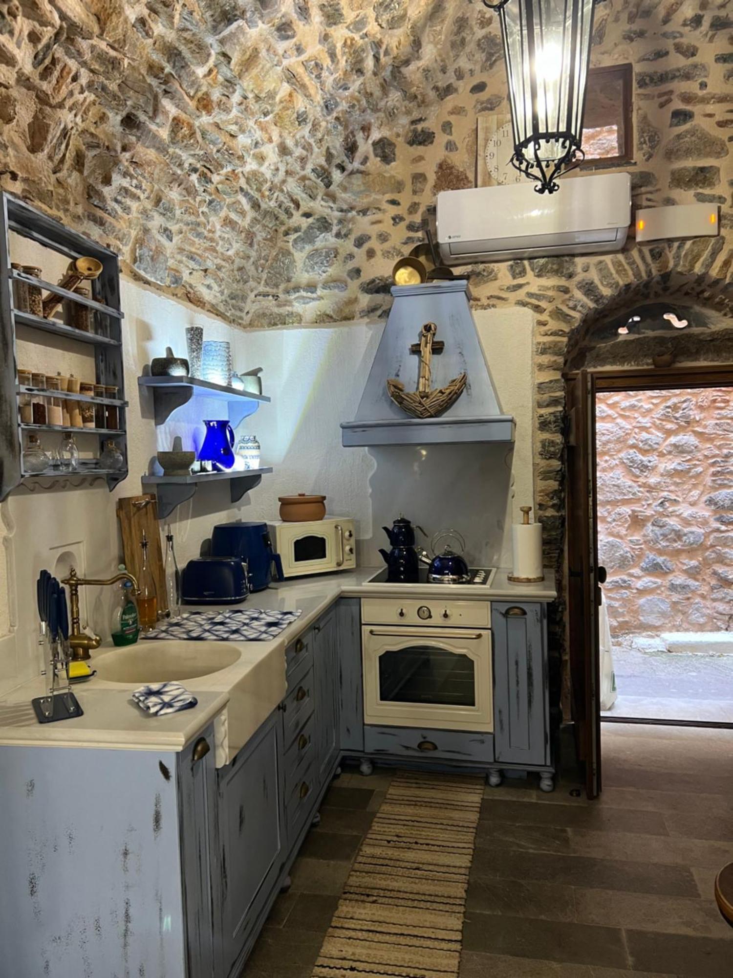Byzantine Home In The Castle 梅斯塔 外观 照片